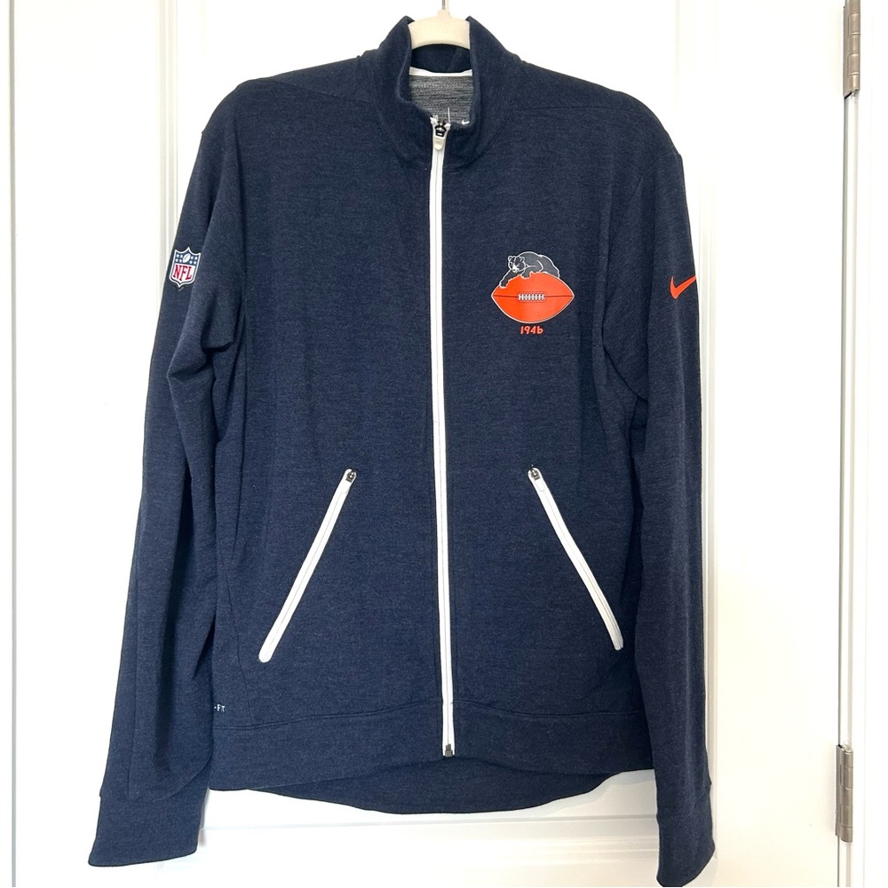Nike On Field Chicago Bears Full Zip Track Athletic Jacket Size S 1946 Logo